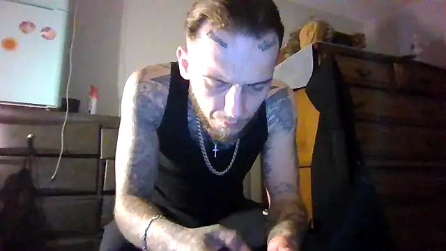 cruz815 online show from April 21, 1:42 am