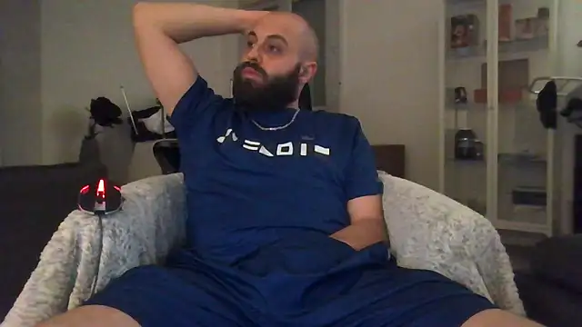 Snapshot of Zer_oki chatting on January 31, 9:16 pm Zer oki online show from January 31, 9:16 pm