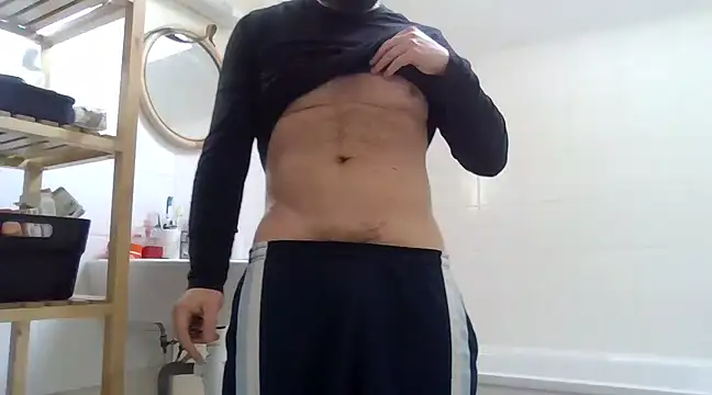 Snapshot of Zer_oki chatting on March 8, 2:30 pm Zer oki online show from March 8, 2:30 pm