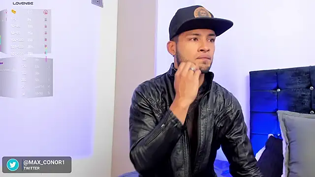 Snapshot of Max_Conor1 chatting on October 23, 1:43 pm Max Conor1 online show from October 23, 1:43 pm