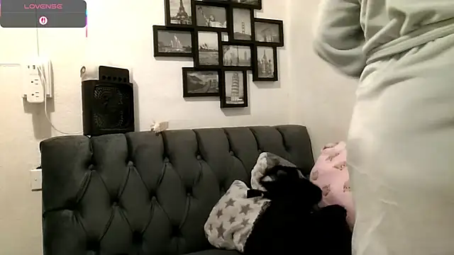 MirandaLatinaLovely online show from September 11, 3:01 pm