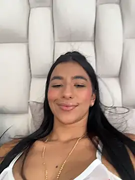 eva roseee online show from April 4, 8:28 pm