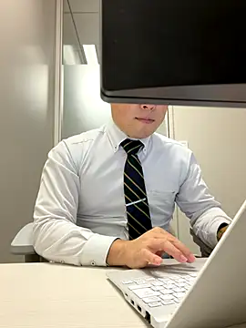 Snapshot of Nobu_469 chatting on October 27, 9:35 am Nobu 469 online show from October 27, 9:35 am