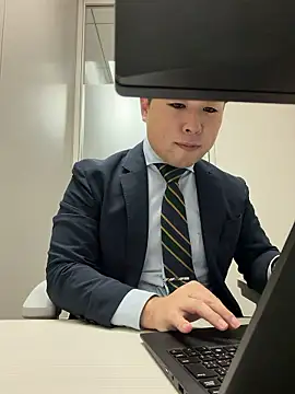 Snapshot of Nobu_469 chatting on November 17, 9:37 am Nobu 469 online show from November 17, 9:37 am