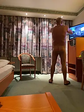 BOOTS online show from December 11, 8:18 pm