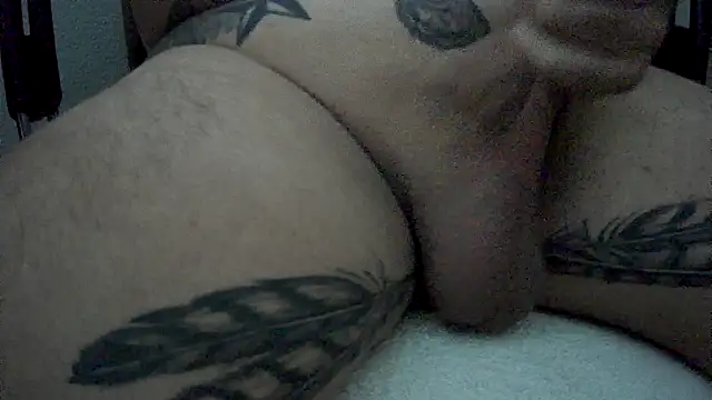 BOOTS online show from December 13, 1:33 pm