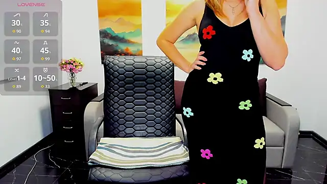 Mira Whites online show from December 3, 1:09 pm