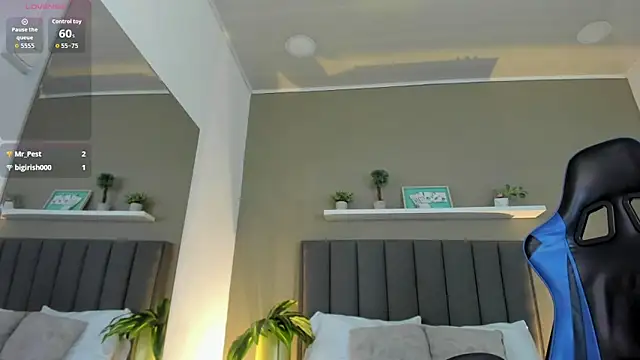 alessia leroy online show from April 11, 7:40 pm