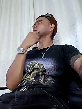 Niick01  online show from April 9, 1:38 am