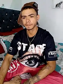 Niick01  online show from April 20, 7:37 pm