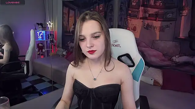 Snapshot of kaisajenner chatting on October 26, 6:47 pm kaisajenner online show from October 26, 6:47 pm