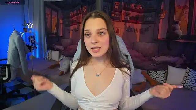 Snapshot of kaisajenner chatting on December 2, 9:32 pm kaisajenner online show from December 2, 9:32 pm