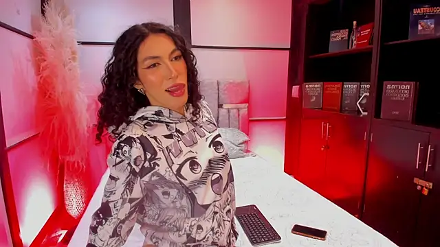 allicemackenzie online show from December 15, 4:39 am