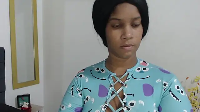 CanelaFierce online show from September 27, 10:15 pm