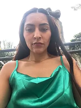 Sofiadelacruz online show from April 13, 10:04 pm