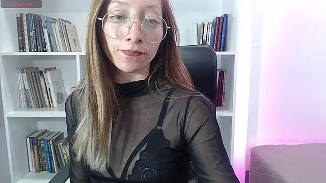 Carlin Diaz online show from February 10, 4:52 am