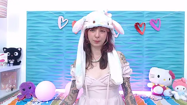 Snapshot of AriYokai chatting on February 19, 7:27 pm AriYokai online show from February 19, 7:27 pm