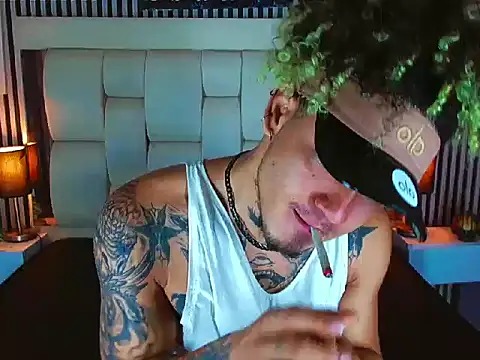 LihanJor 23 online show from December 4, 1:53 pm