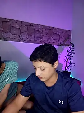 Snapshot of jacob_and_sam chatting on February 23, 4:17 am jacob and sam online show from February 23, 4:17 am