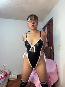 Snapshot of megan_cl chatting on March 16, 12:44 pm megan cl online show from March 16, 12:44 pm