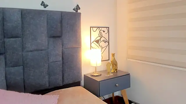 Violetta Ficher online show from April 9, 2:22 am