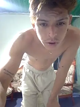 Snapshot of duquehotvoy chatting on March 3, 1:39 pm duquehotvoy online show from March 3, 1:39 pm