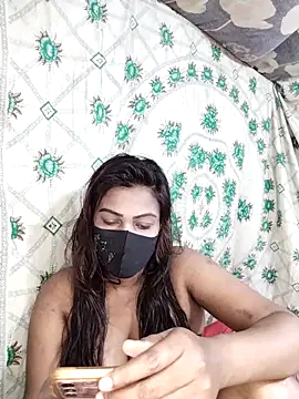 Snapshot of monekhan123 chatting on February 19, 5:27 pm monekhan123 online show from February 19, 5:27 pm