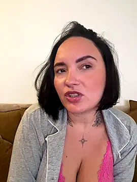 Snapshot of Orgasmille chatting on October 13, 8:03 am Orgasmille online show from October 13, 8:03 am