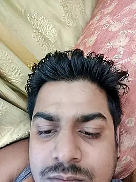 Snapshot of sethgamble000777 chatting on February 2, 11:40 am sethgamble000777 online show from February 2, 11:40 am