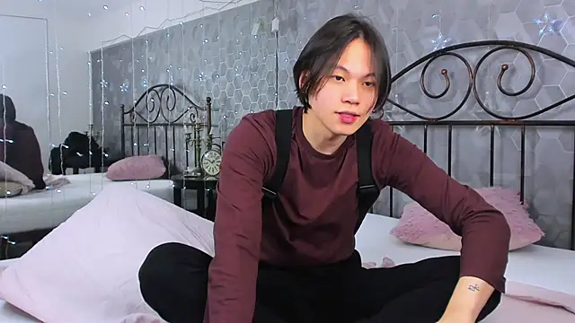 Snapshot of just_gay_ chatting on January 31, 8:43 am just gay  online show from January 31, 8:43 am