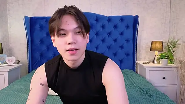 Snapshot of just_gay_ chatting on March 6, 11:31 pm just gay  online show from March 6, 11:31 pm