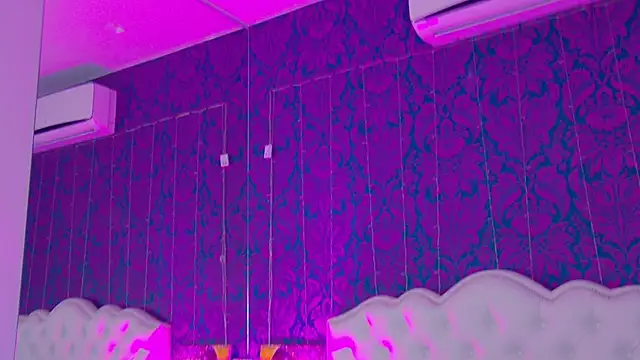 Snapshot of just_gay_ chatting on March 13, 11:16 pm just gay  online show from March 13, 11:16 pm