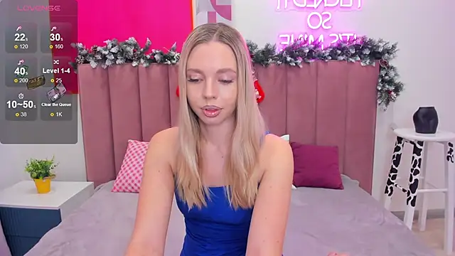 TessaAdorable online show from December 4, 2:32 am