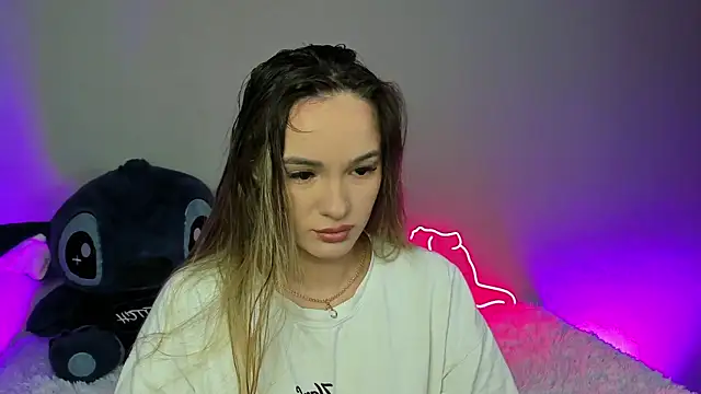 EvaBalmer online show from November 25, 4:56 am