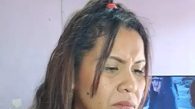 Snapshot of kyliebigboobs chatting on October 2, 2:02 pm kyliebigboobs online show from October 2, 2:02 pm