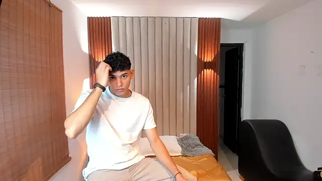 Justin mack online show from February 16, 11:49 am