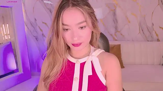 Snapshot of AmaiaHaywood chatting on November 27, 5:09 am AmaiaHaywood online show from November 27, 5:09 am