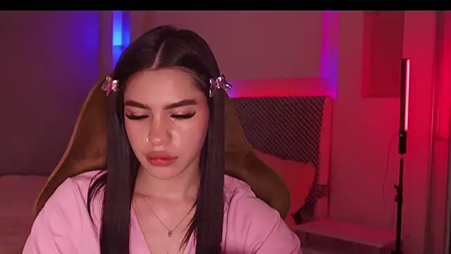 Snapshot of _BbFreya chatting on February 3, 8:46 pm BbFreya online show from February 3, 8:46 pm