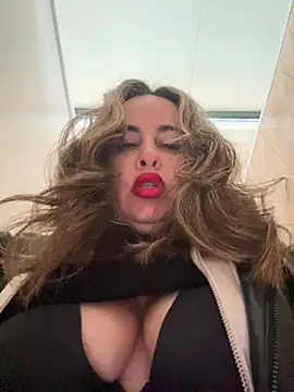 laarti online show from February 13, 10:55 am