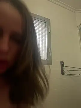 laarti online show from February 14, 4:04 pm