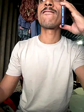 Loveinsync online show from November 28, 9:01 am