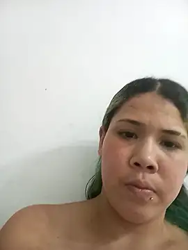 Snapshot of kimberlitaz chatting on February 13, 10:23 am kimberlitaz online show from February 13, 10:23 am