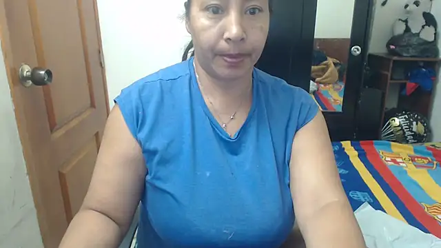 Siblleyx online show from April 6, 10:33 pm