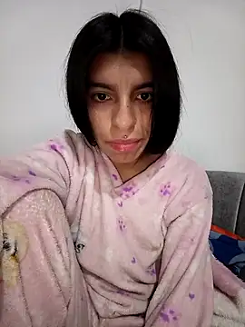 Ariell Kieran online show from March 23, 1:53 am