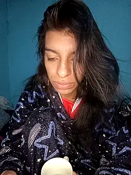 Ariell Kieran online show from January 7, 5:32 am