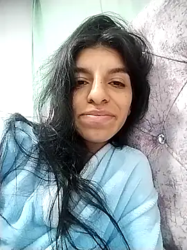 Ariell Kieran online show from March 19, 6:17 am