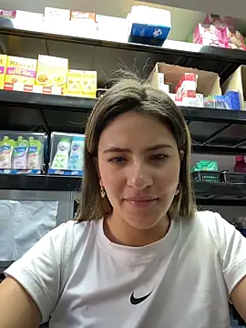 Andrea18 blonde online show from June 2, 9:28 pm
