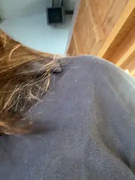 Snapshot of Lars-Lola chatting on November 30, 11:47 am Lars-Lola online show from November 30, 11:47 am