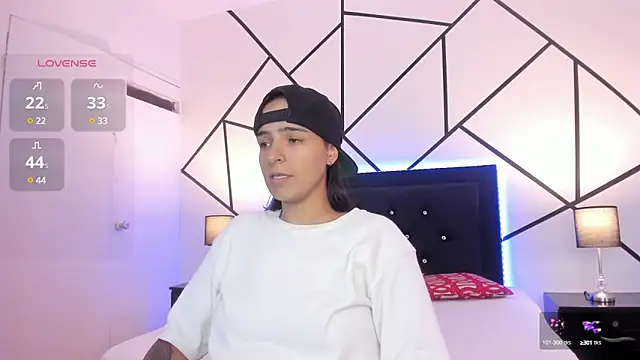 Snapshot of Liiam_smith_ chatting on March 11, 4:18 pm Liiam smith online show from March 11, 4:18 pm