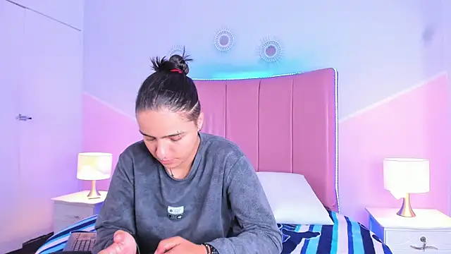 Snapshot of Liiam_smith_ chatting on September 10, 1:11 pm Liiam smith online show from September 10, 1:11 pm